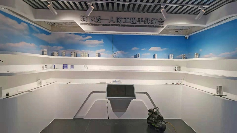 云南陸良黨群服務中心引入滑軌屏、拼接屏、一體機打造信息平臺